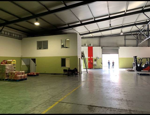 2,700M² FACTORY TO LET IN BEACONVALE